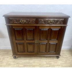 Wardrobe with 2 drawers and...