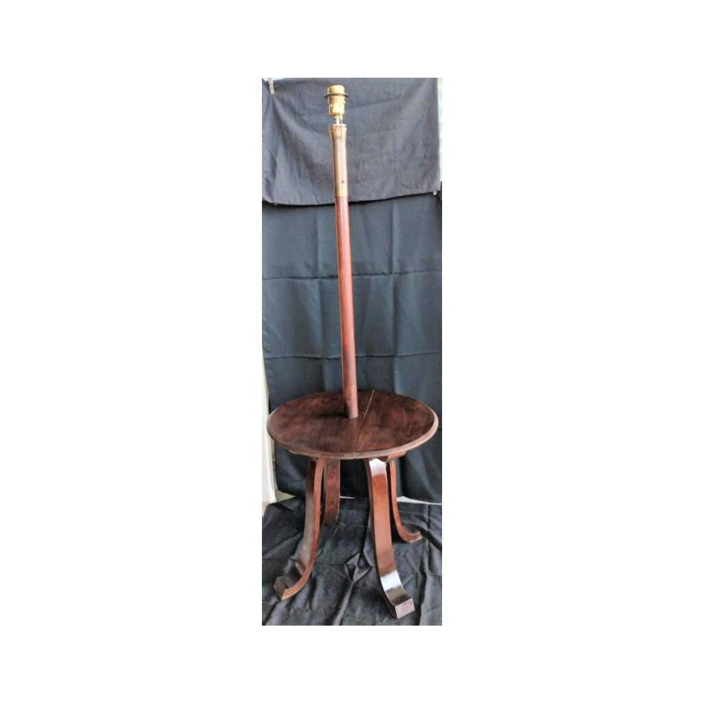 Candeeiro/mesa de apoio