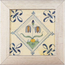 Azulejo emoldurado