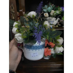White mug type flower set...