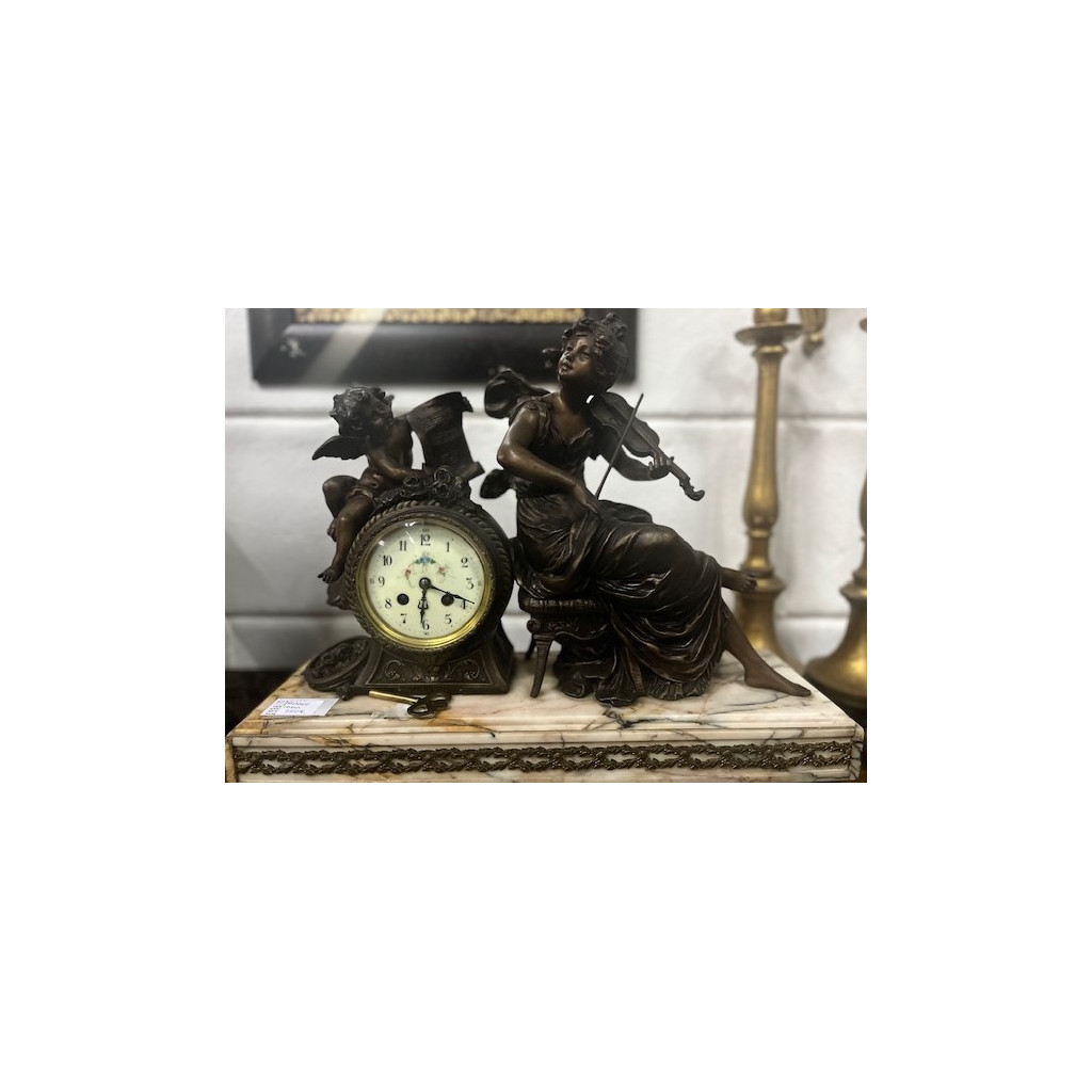 table clock