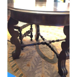 Mesa de jantar e cadeiras